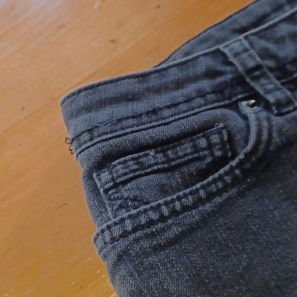 VINTAGE-D&G. Black denim mini skirt. Size 25 - Picture 5 of 11